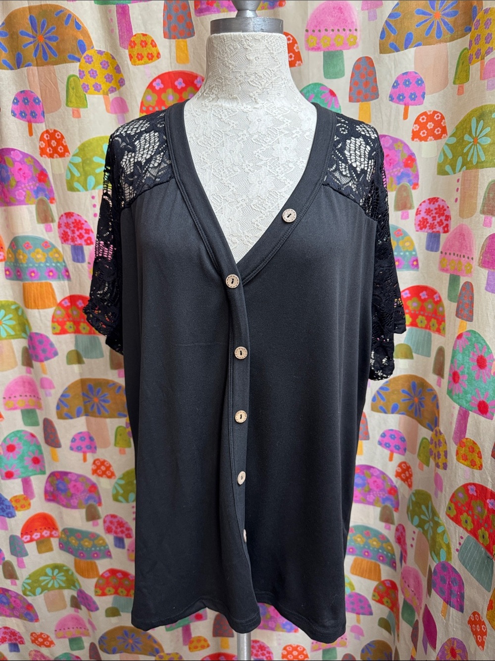 Black Lace Sleeve Women’s Top. 4X
